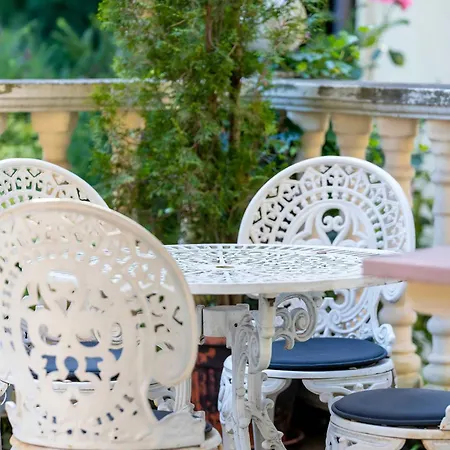 Luxurious With Parking And Garden Near The Sea In By Renters Prestige * Sopot