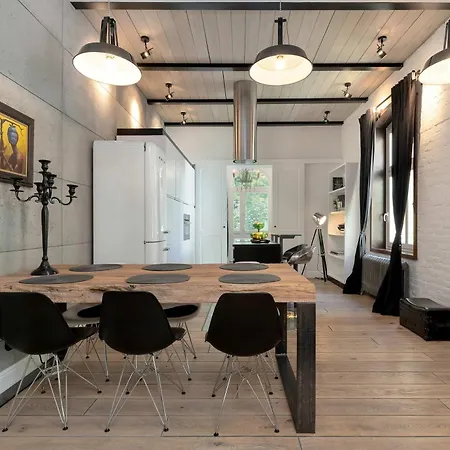 Luxurious With Parking And Garden Near The Sea In By Renters Prestige Lägenhet Sopot