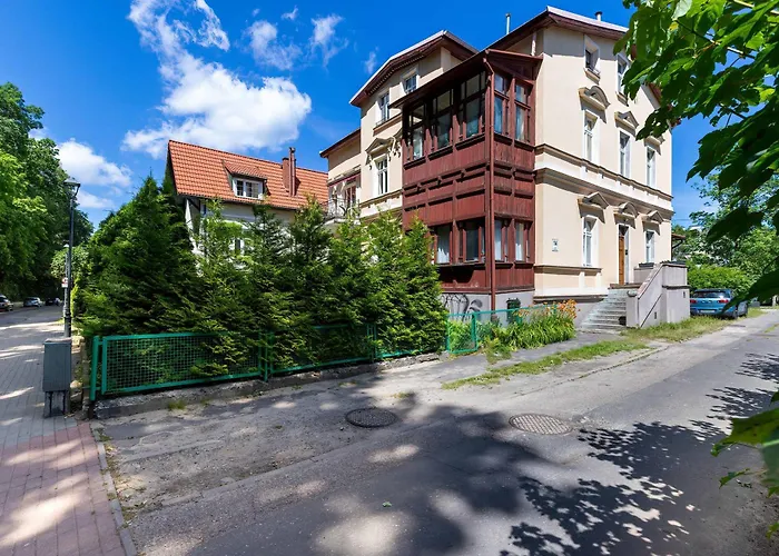 Luxurious With Parking And Garden Near The Sea In By Renters Prestige ソポト